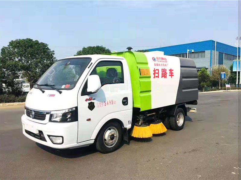 程力集团国六蓝牌途逸扫路车,以小见大，经济实效